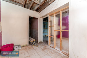 Photo 27- click for photo gallery